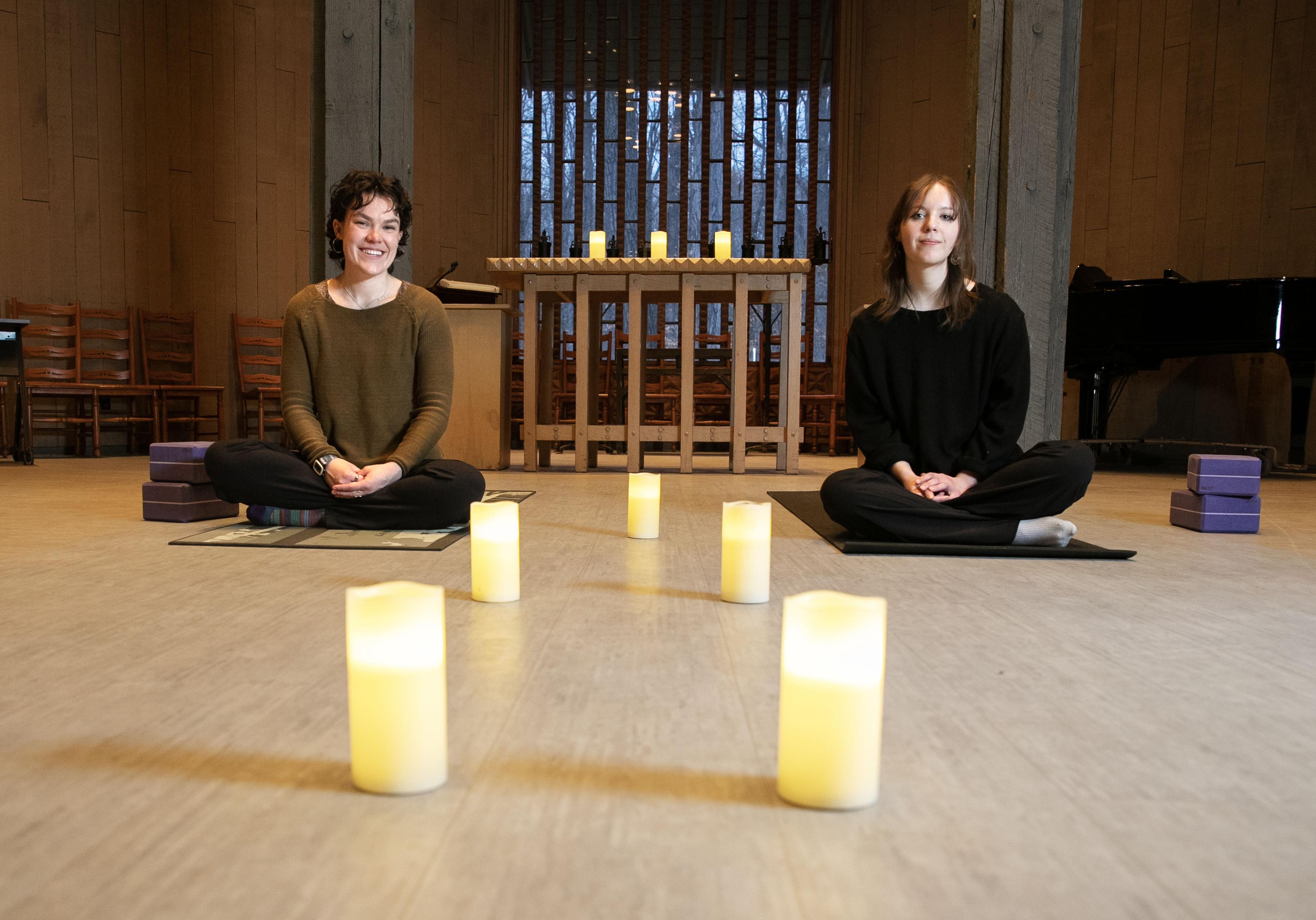 Grace+and+her+friend+doing+yoga